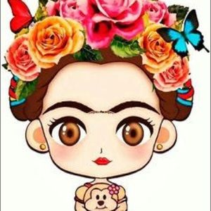 Meet your Posher, Yasmine